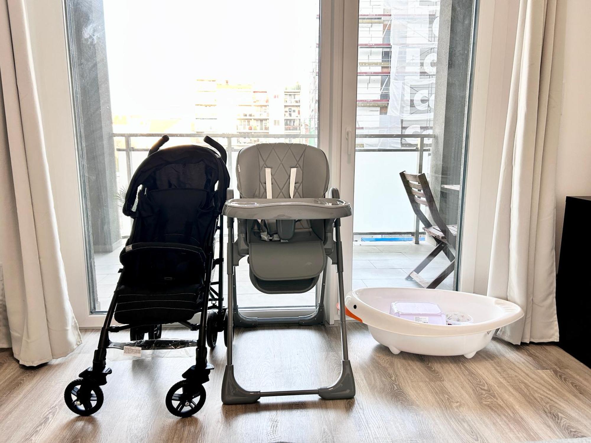 Downtown Family Haven: Modern 3BR with Balcony and Parking Apartment Budapest Exterior photo
